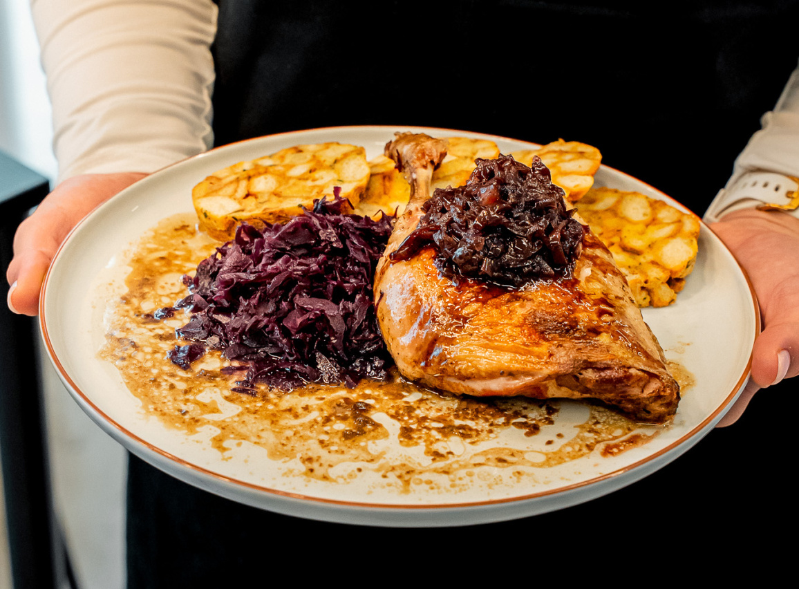 Bistro U Býka: Slovenské halušky, lokše a poctivá kuchyně, která voní domovem v centru Prahy