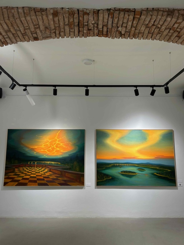 Výstava: Temná lyrika Jaroslava Valečky přináší do Prahy obrazy plné příběhů, paměti a ticha