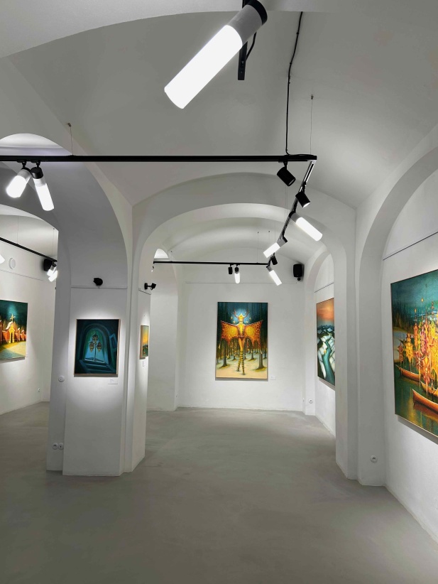 Výstava: Temná lyrika Jaroslava Valečky přináší do Prahy obrazy plné příběhů, paměti a ticha