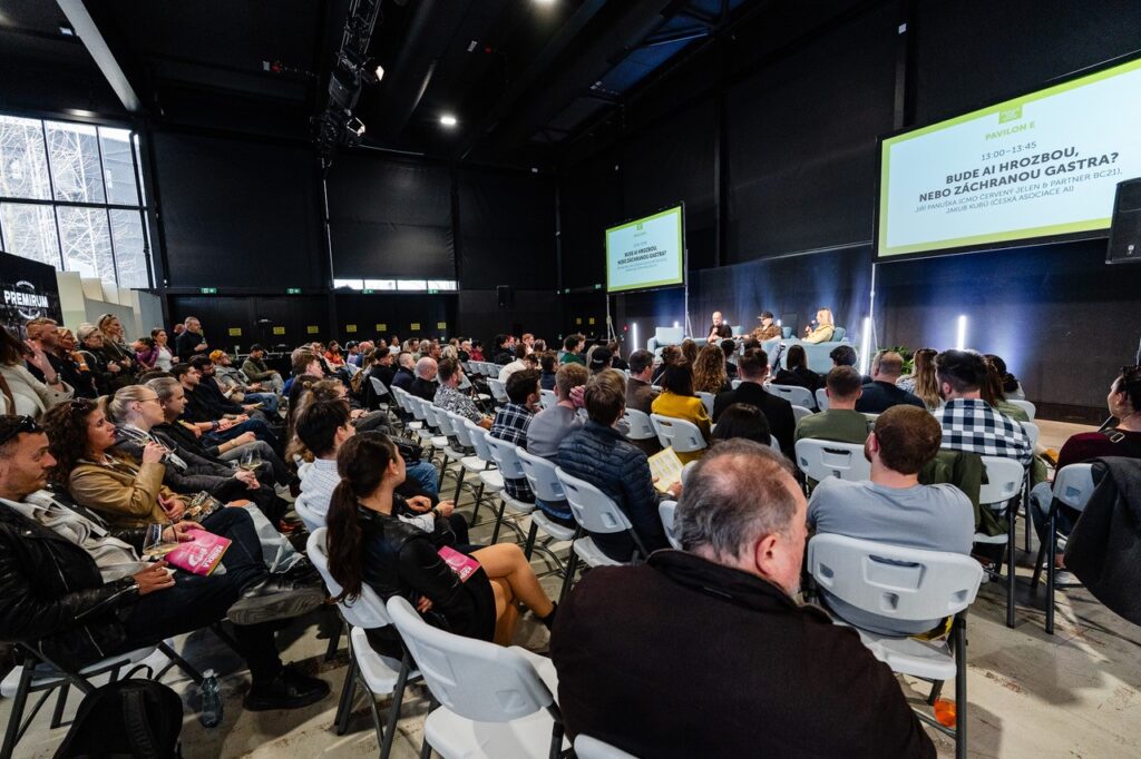 Nápojové trendy pro rok 2026: Prague Bar Show zaplnila pražské Křižíkovy pavilony k prasknutí