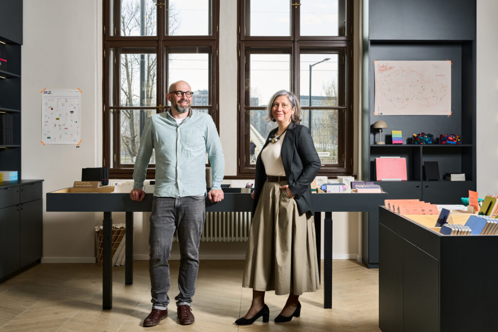 Nová zastávka u HolKy: Papelote otevírá v Holešovické tržnici prodejnu i infocentrum