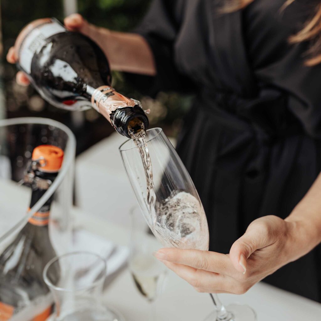 Bubble Wine Fest 2026 ve Villa Richter: Svatováclavská vinice pod Pražským hradem ožije svátkem bublinek