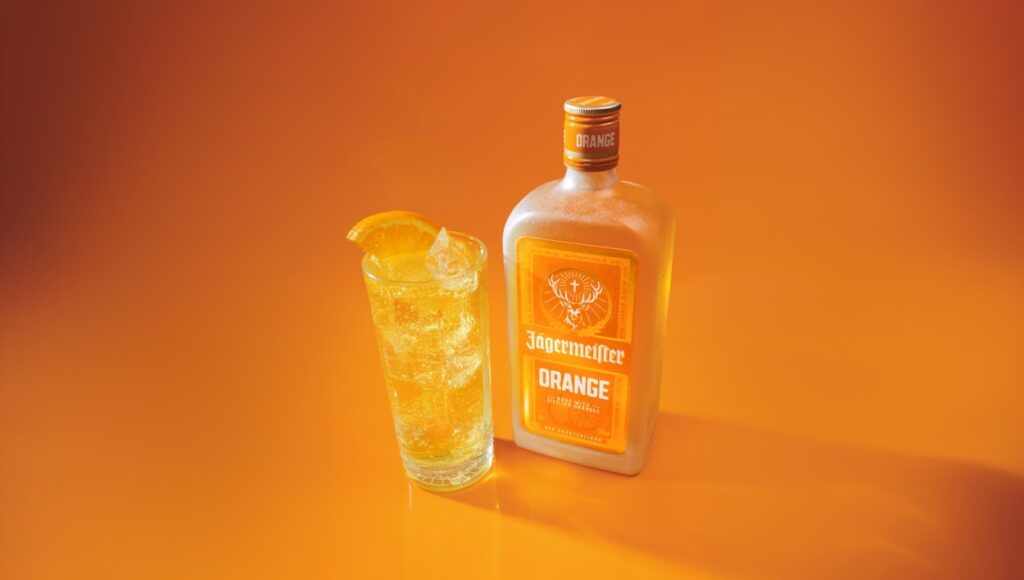 Gastro tip: Namíchejte si „Zlatokopku“. Jednoduchý drink od Jägermeister Orange