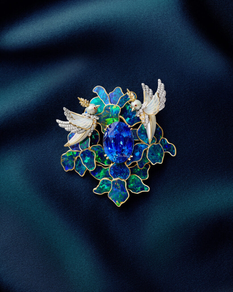 Značka Tiffany & Co. představuje Legendary Bird: The Sapphire Edition